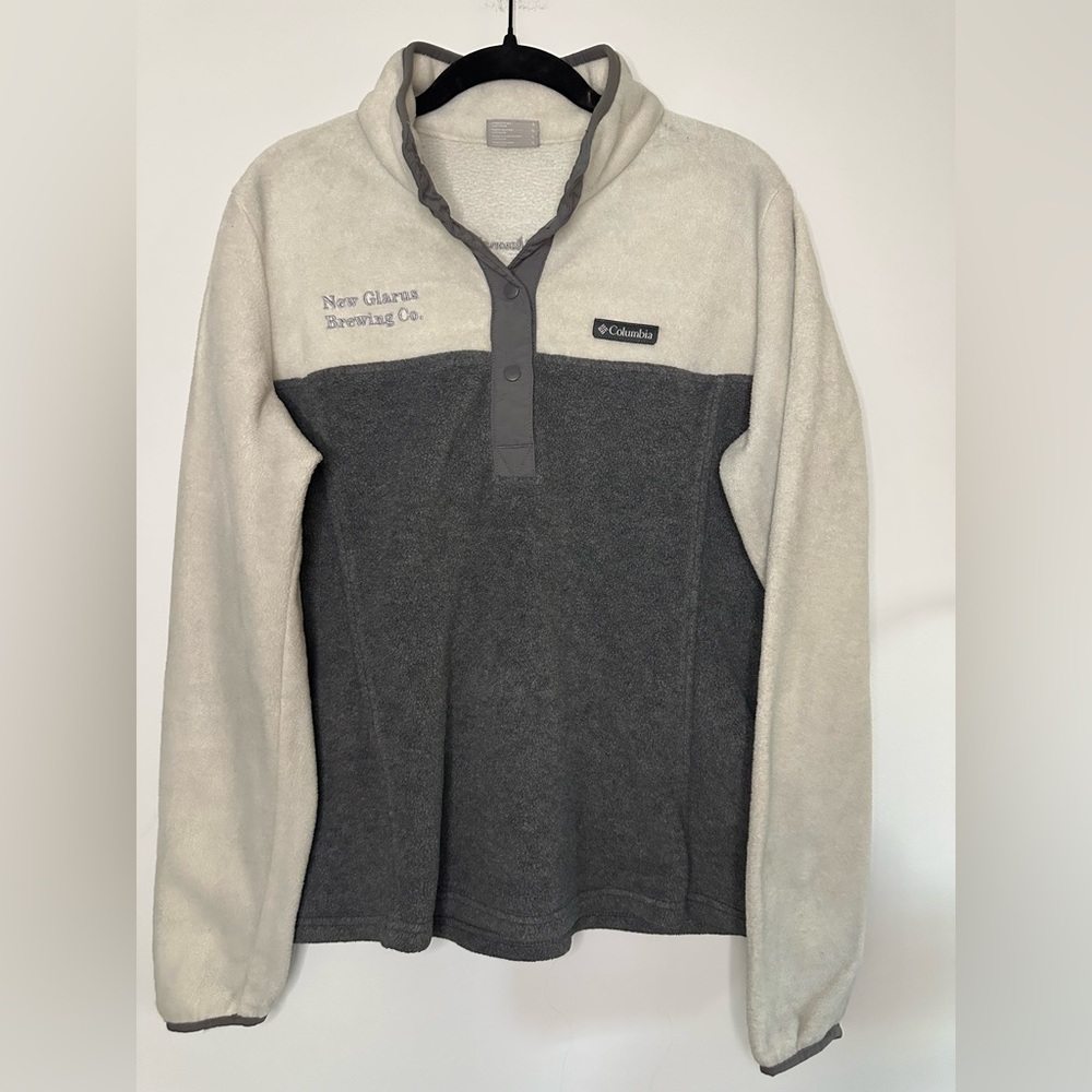 Columbia x New Glarus Cream Gray Fleece Pullover – L